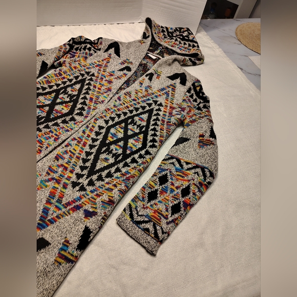 Northern Angel Trivial Aztec Long Cardigan Sweater Women - MEDIUM - Picture 4 of 13